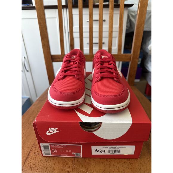 Size 3.5 (GS) - Nike Dunk Low Valentine's Day BS187